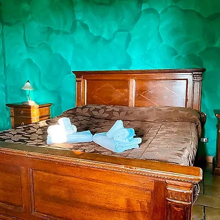 Poggio Dei Cavalieri לינה וארוחת בוקר 3*