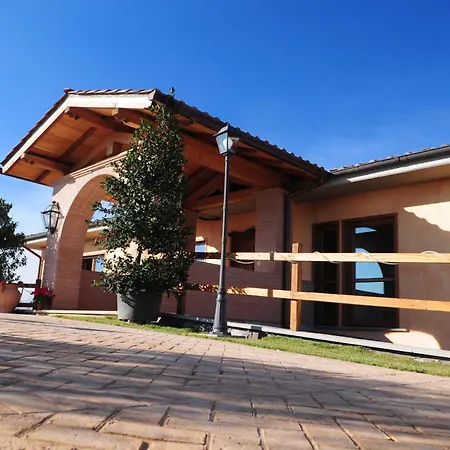ベッド・アンド・ブレックファスト Poggio Dei Cavalieri